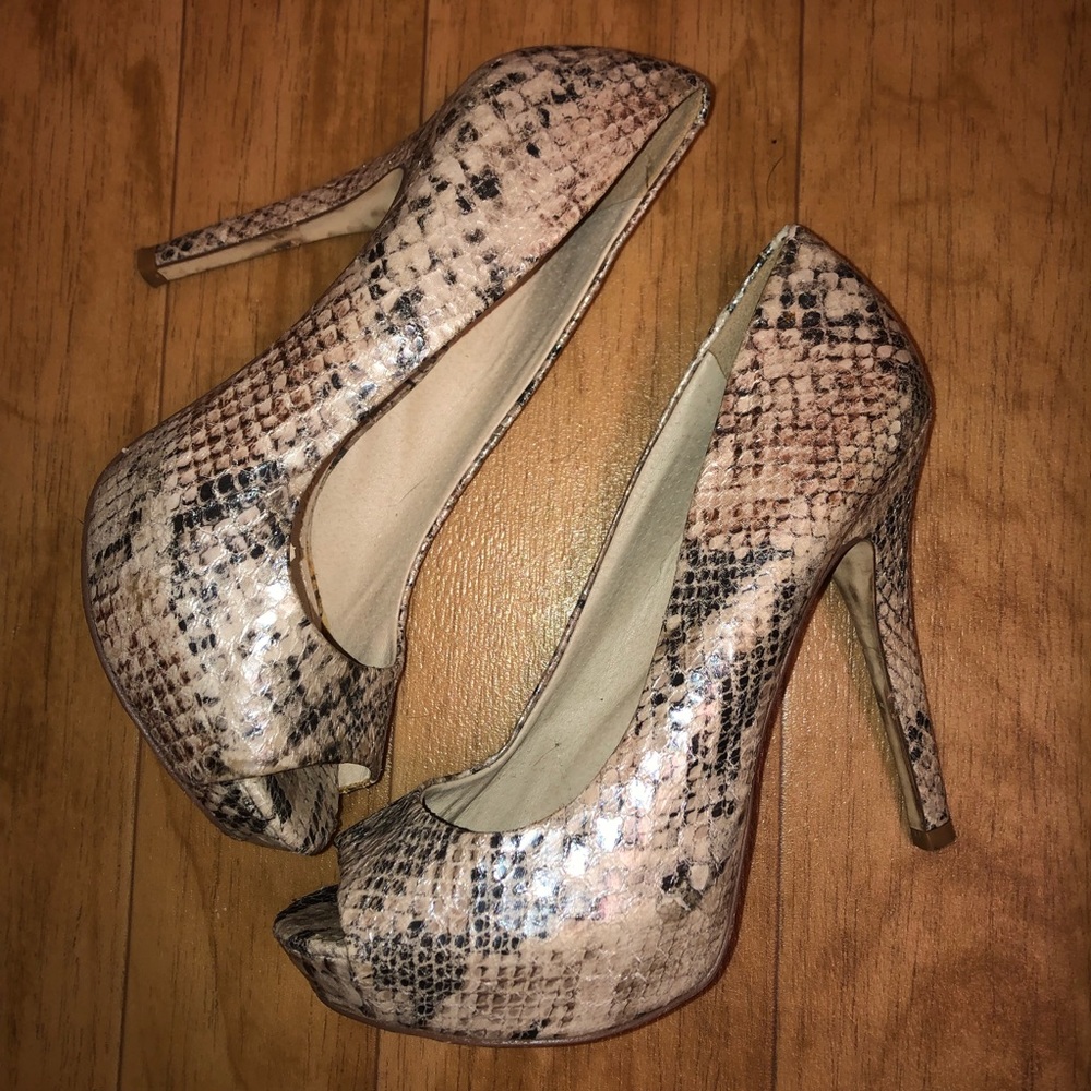 Aldo Pumps - EUC